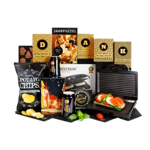 De grill kerstpakketten bevatten een multifunctionele contactgrill en etenswaren.